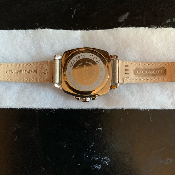 Coach Ladies Watch - Picture 3 of 4